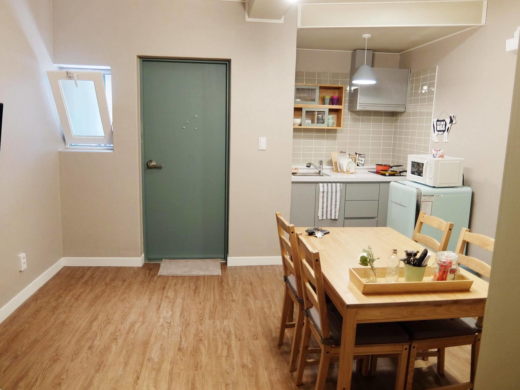 Hostel Vanilla 2 Dongdaemun Сеул Экстерьер фото