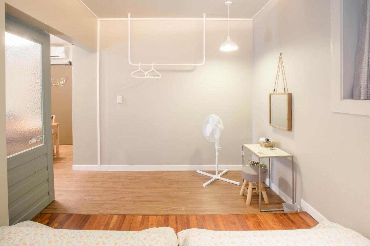 Hostel Vanilla 2 Dongdaemun Сеул Экстерьер фото